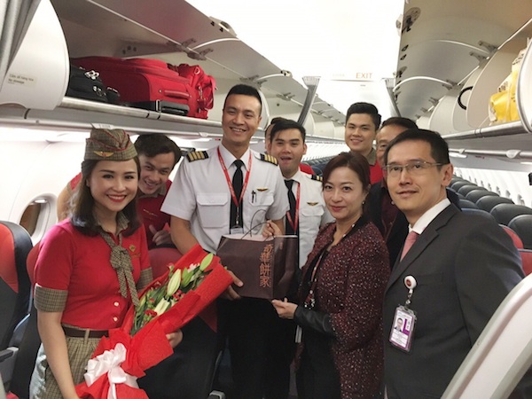 Vietjet khai trương đường bay TP Hồ Chí Minh – Hong Kong (Trung Quốc) ảnh 1